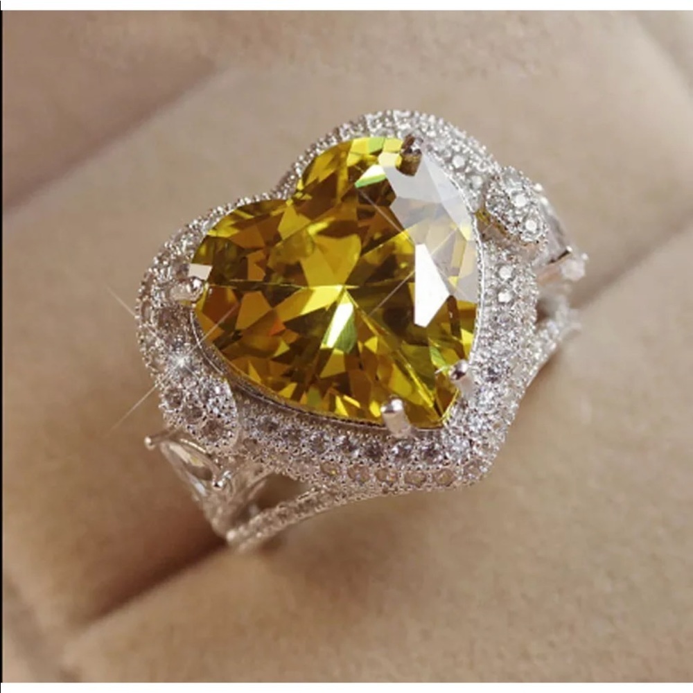 🆕 925 Sterling Silver Topaz Ring - Picture 3 of 4